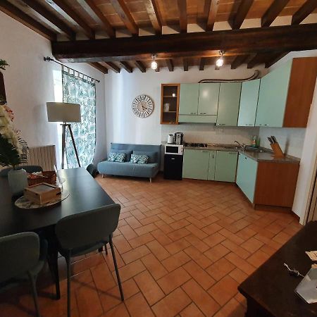 Mentana 14 Apartment Parma Bagian luar foto